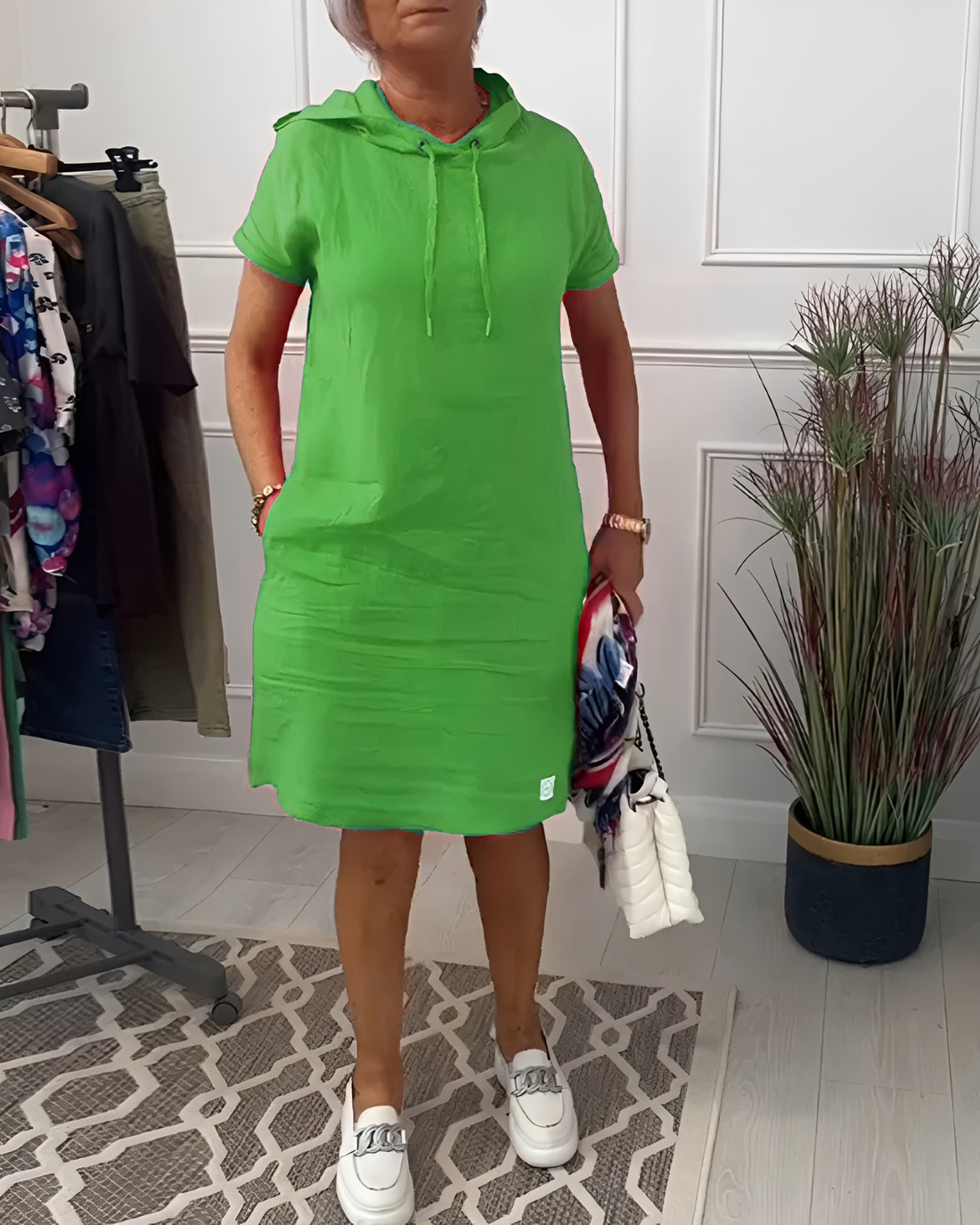Tasha - Lässiges Kapuzen-Midikleid