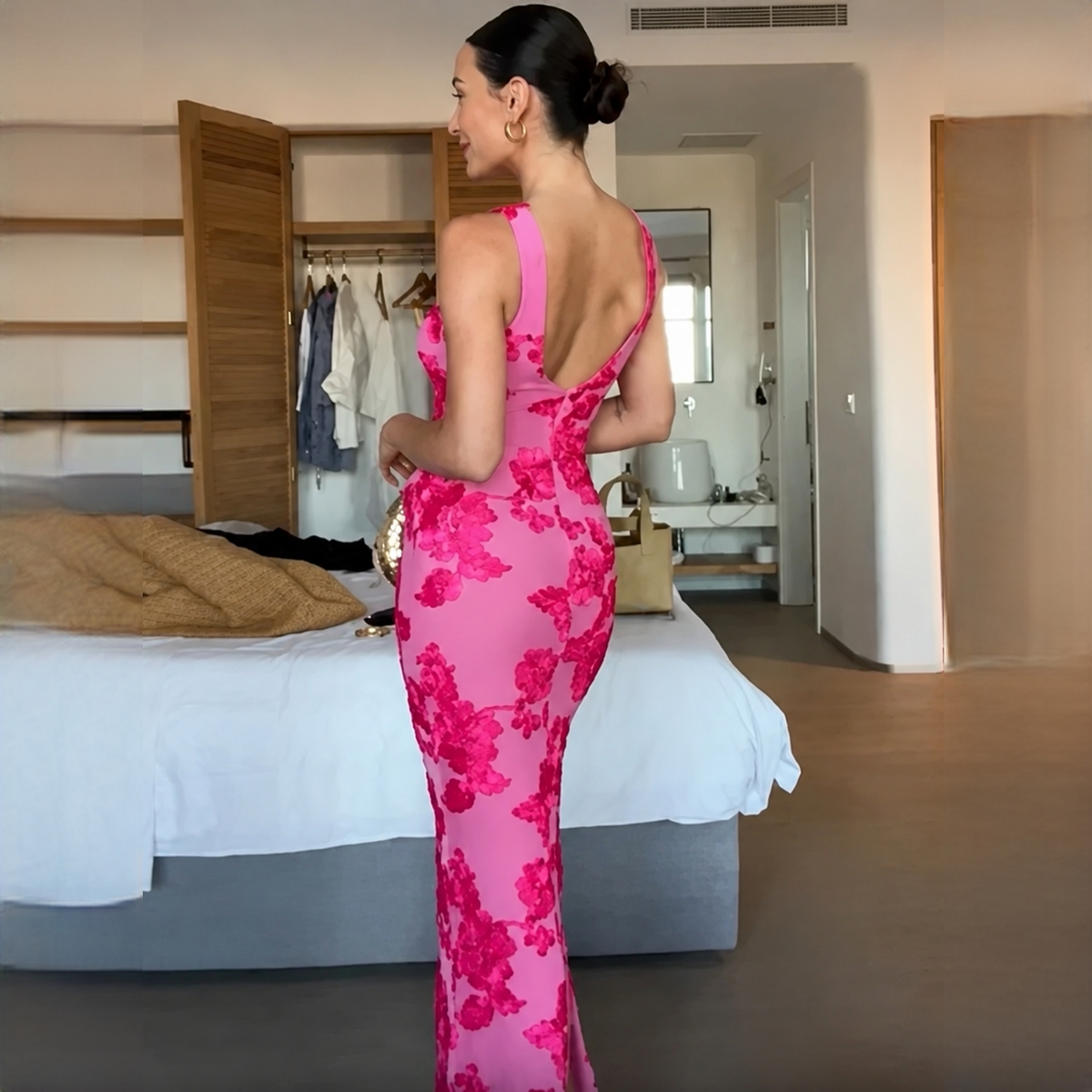 Genecia - Elegantes Fließendes Maxi-Kleid