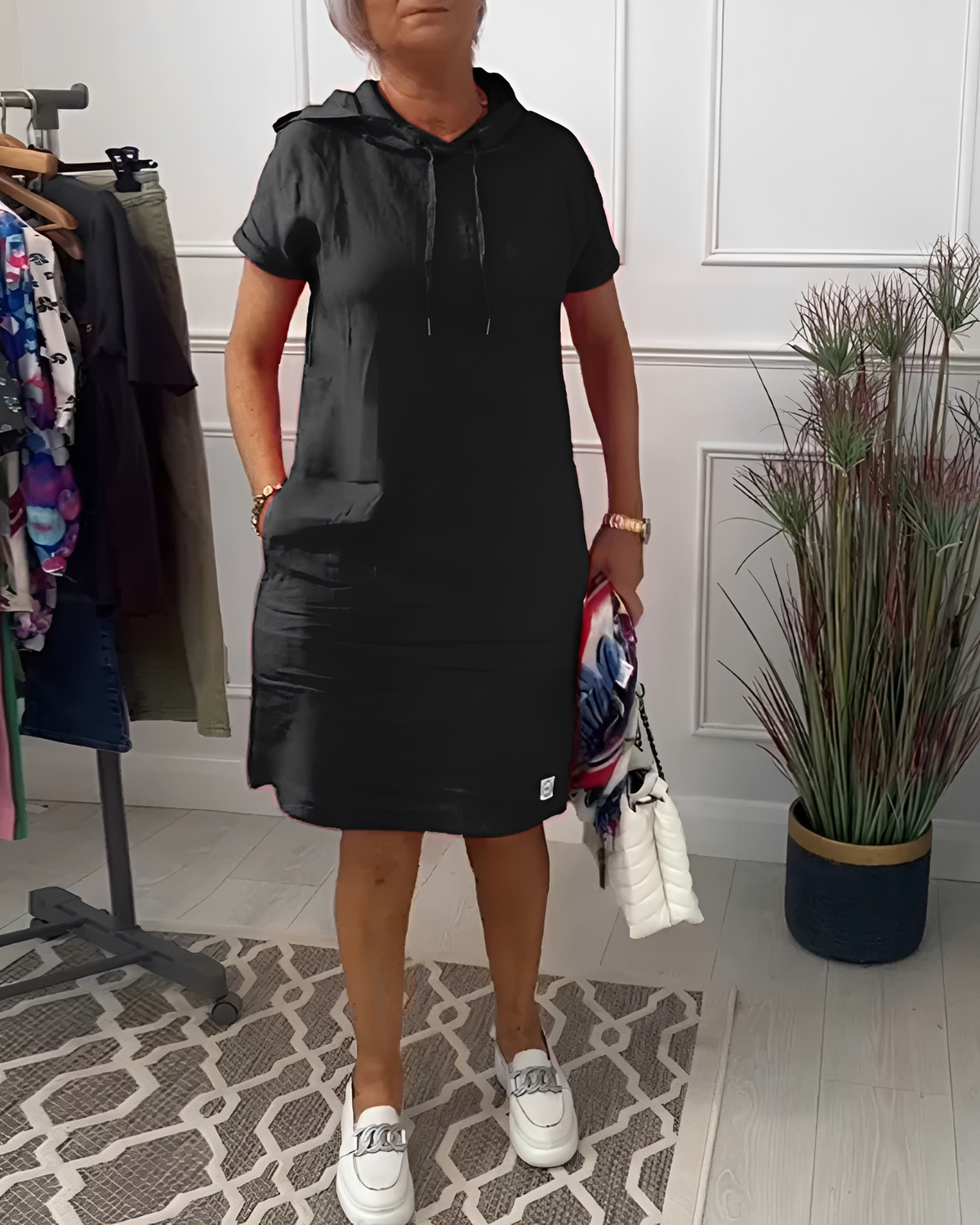 Tasha - Lässiges Kapuzen-Midikleid