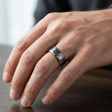 Jarl – Wikinger-Ring mit archaischem Design