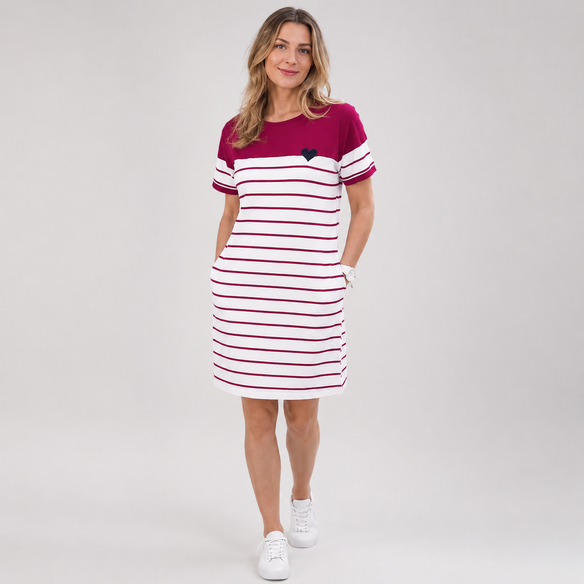 Nora - Elegantes Kleid mit Streifen