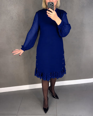 Gabriela - Elegantes Kleid mit langen Ärmeln und Punkten