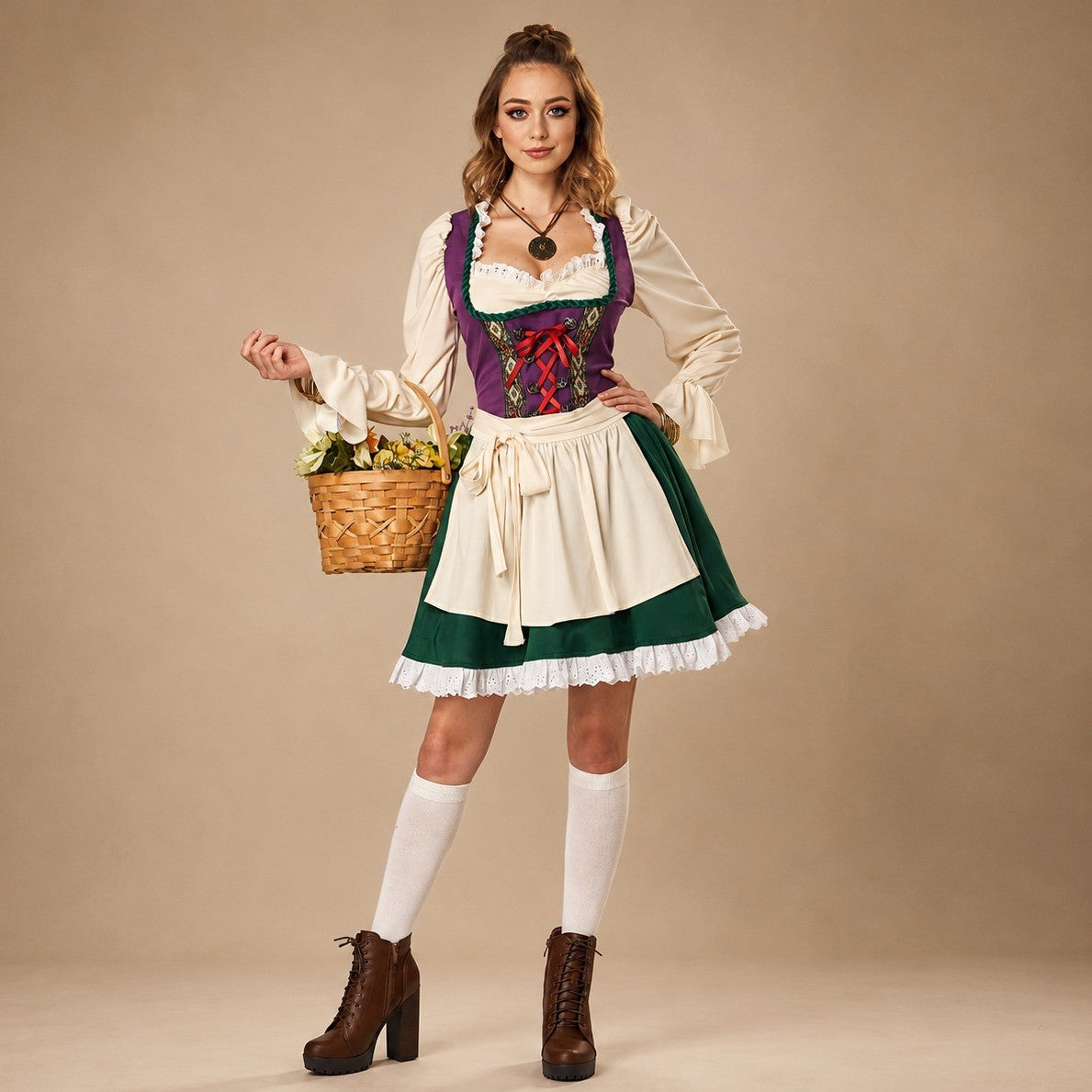 Eleanor - Festliches Oktoberfest-Kleid mit kulturellen Details (Futter nicht enthalten)