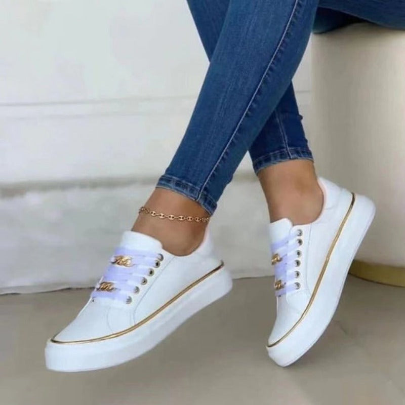 Reese - Sneaker mit Kettendetail