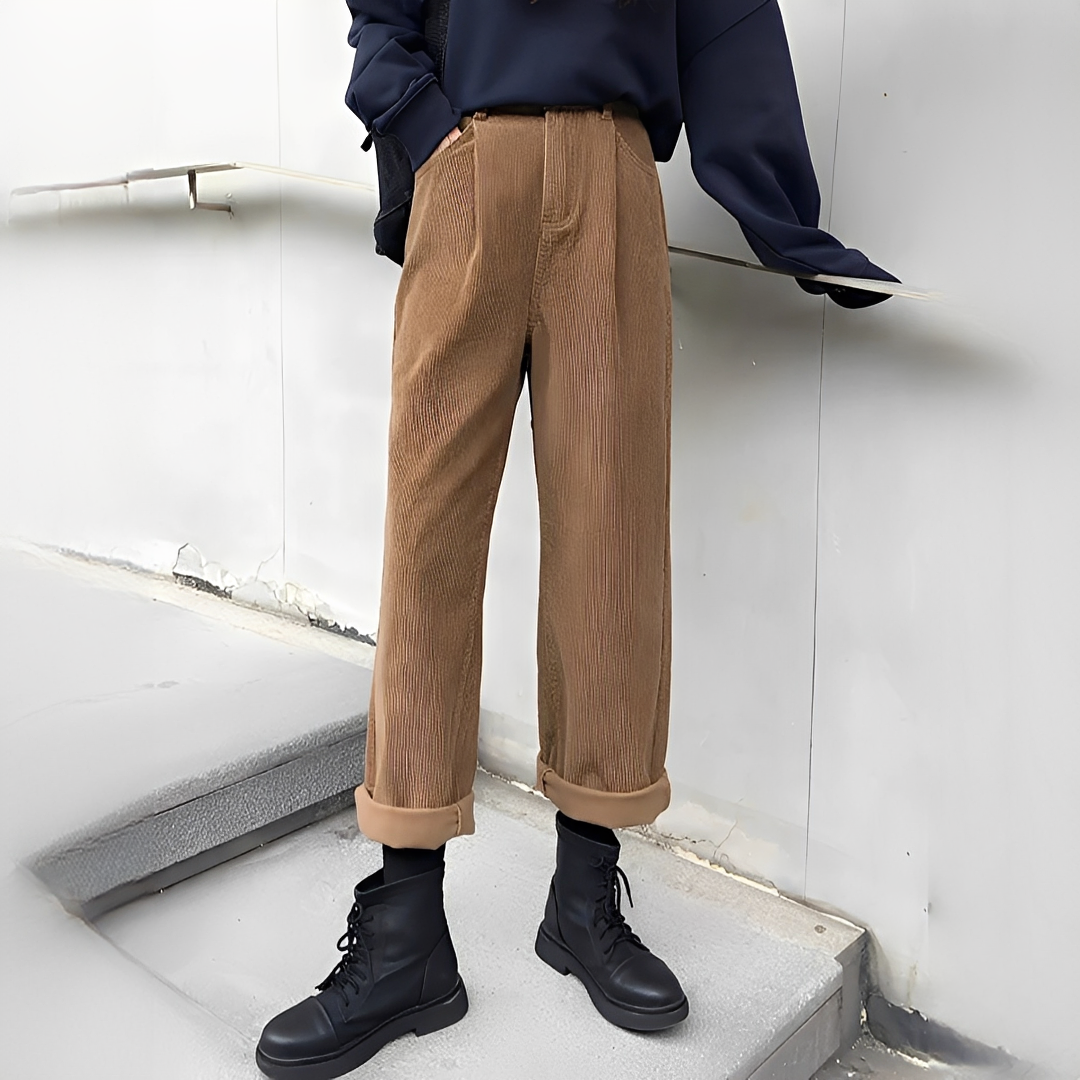 Shelbie - Klassisch geschnittene Hose mit weitem Bein