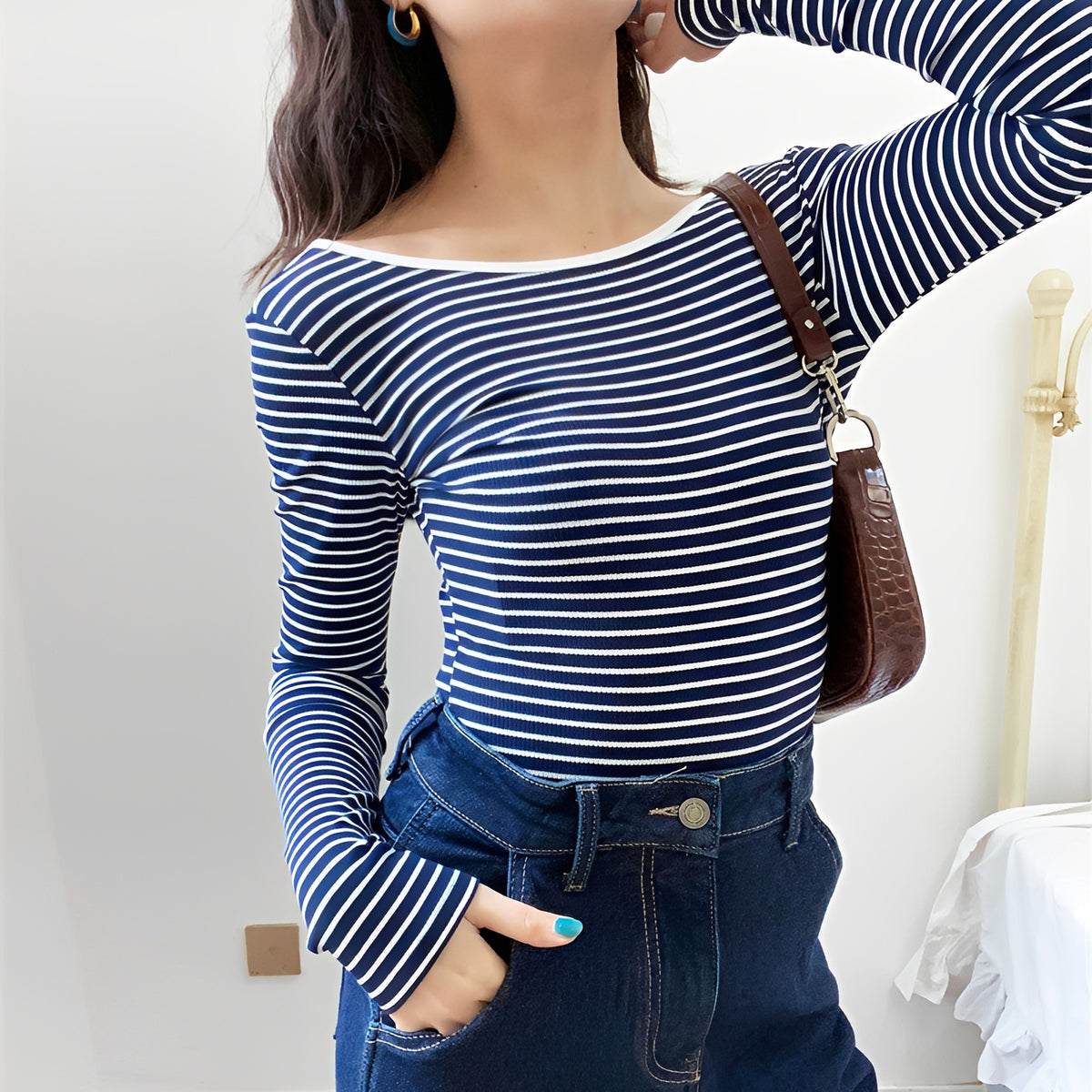 Damen Bodysuit mit offenem Rücken Langarm Slim Fit gestreift