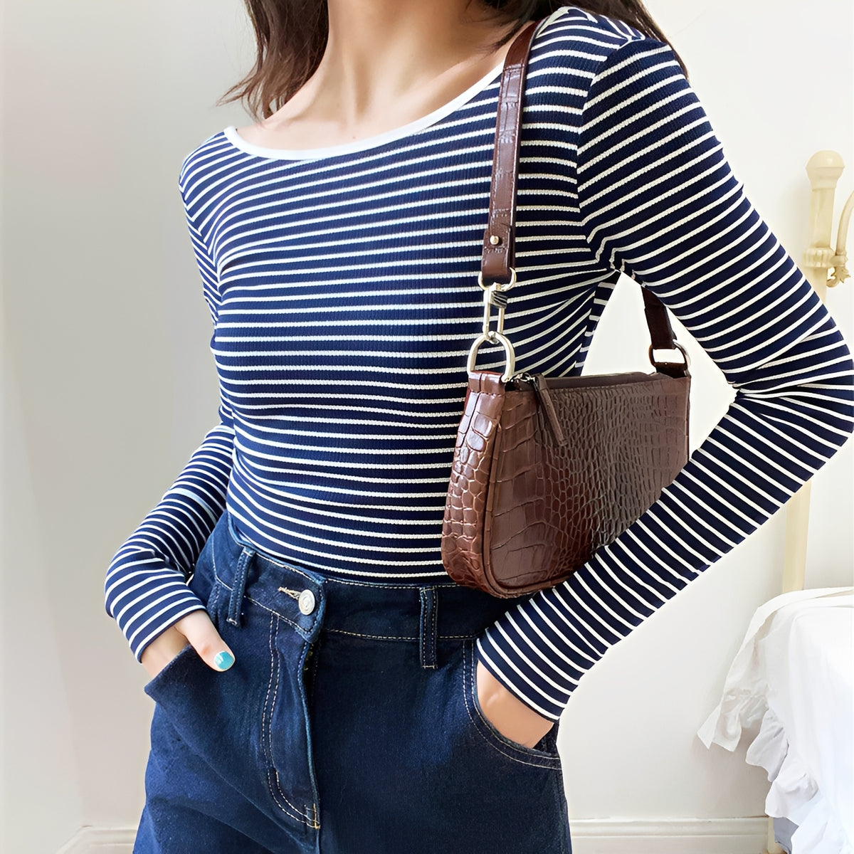 Damen Bodysuit mit offenem Rücken Langarm Slim Fit gestreift