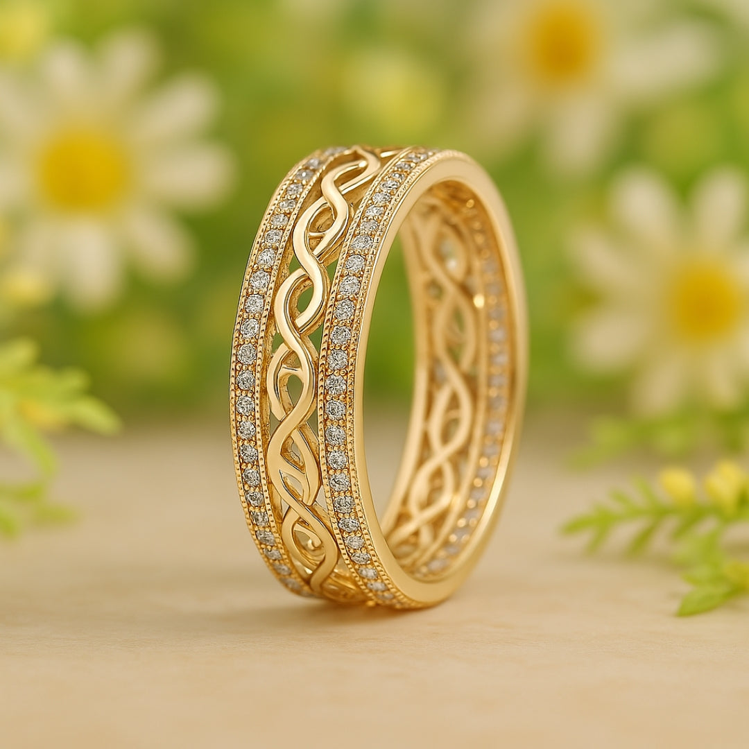 Jevy – Breiter goldener Ring mit Löchern